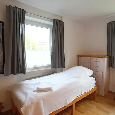 Just 20 Min To Munich City Centre Top 90 M2 Flat Apartment Schaftlarn